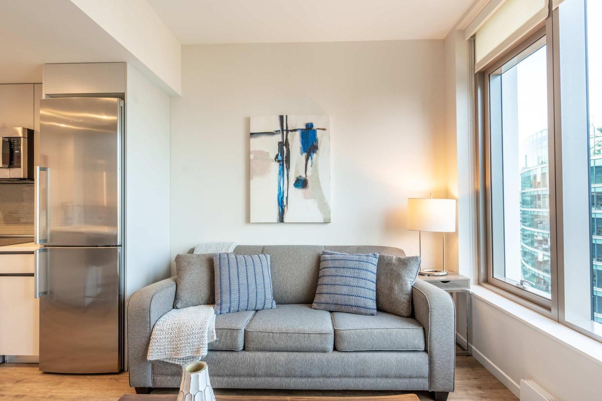 High End Seaport Apartment